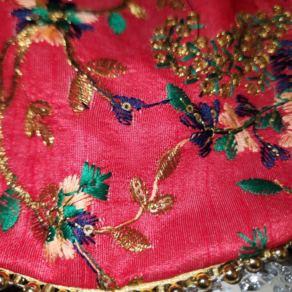 Drawstring Clutch - Picture 6 of 11